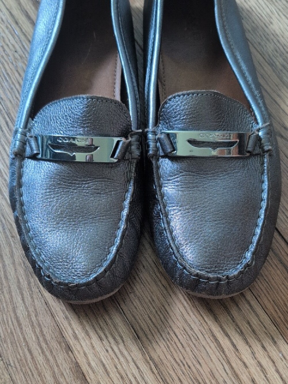 Coach Women's SILVER SIZE 8 Loafers - Picture 2 of 7